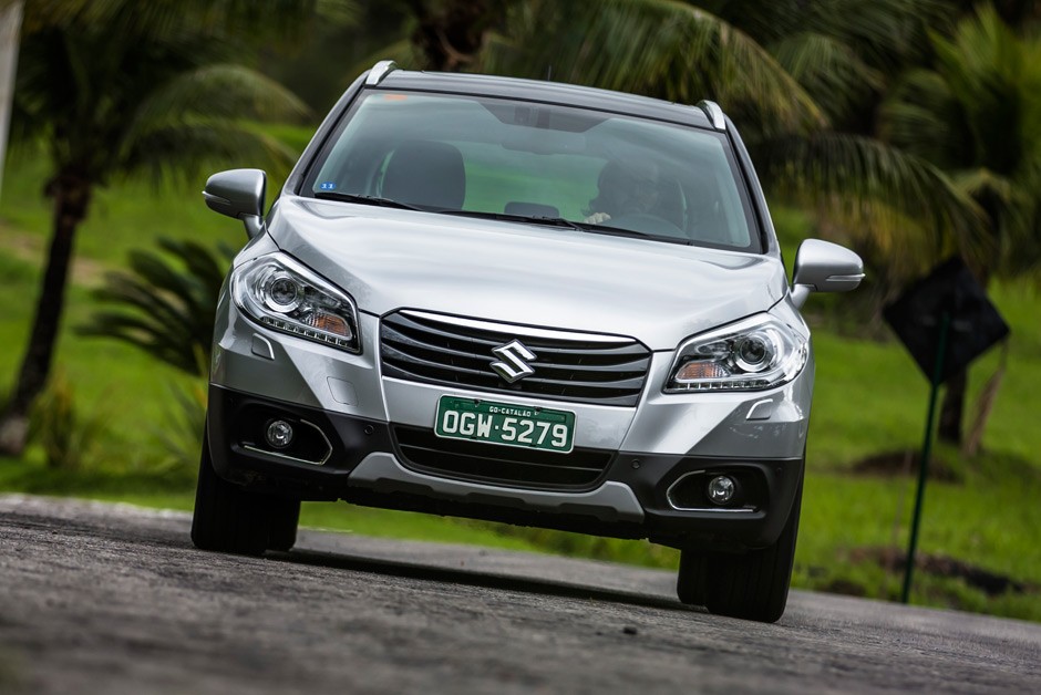 Suzuki S-Cross 2015