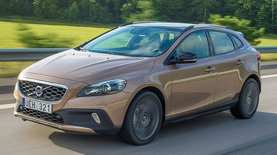 Volvo V40 "aventureiro" chega em março ao Brasil