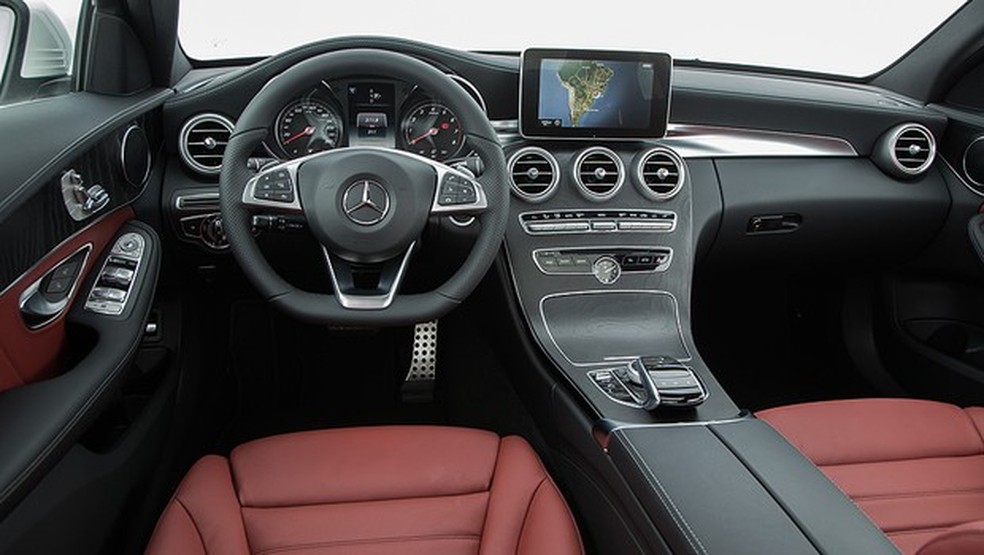 Interior Mercedes-Benz Classe C (Foto: Divulgação) — Foto: Auto Esporte