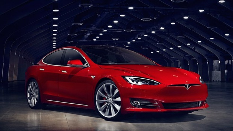 Tesla Model S 2017 (Foto: Divulgação) — Foto: Auto Esporte
