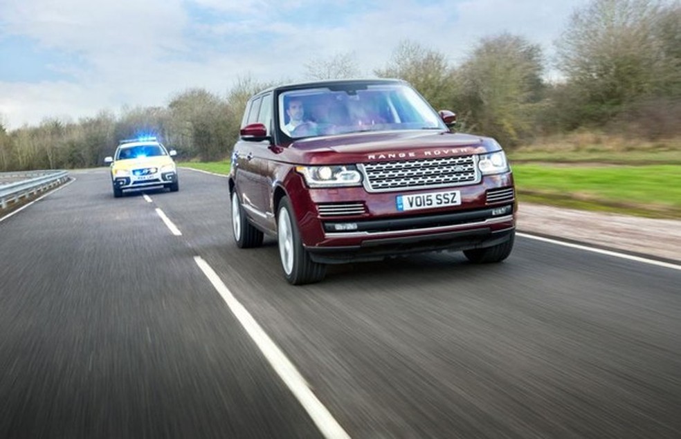 Carro equipado com "Cooperative Adaptive Cruise Control" (Foto: Divulgação) — Foto: Auto Esporte