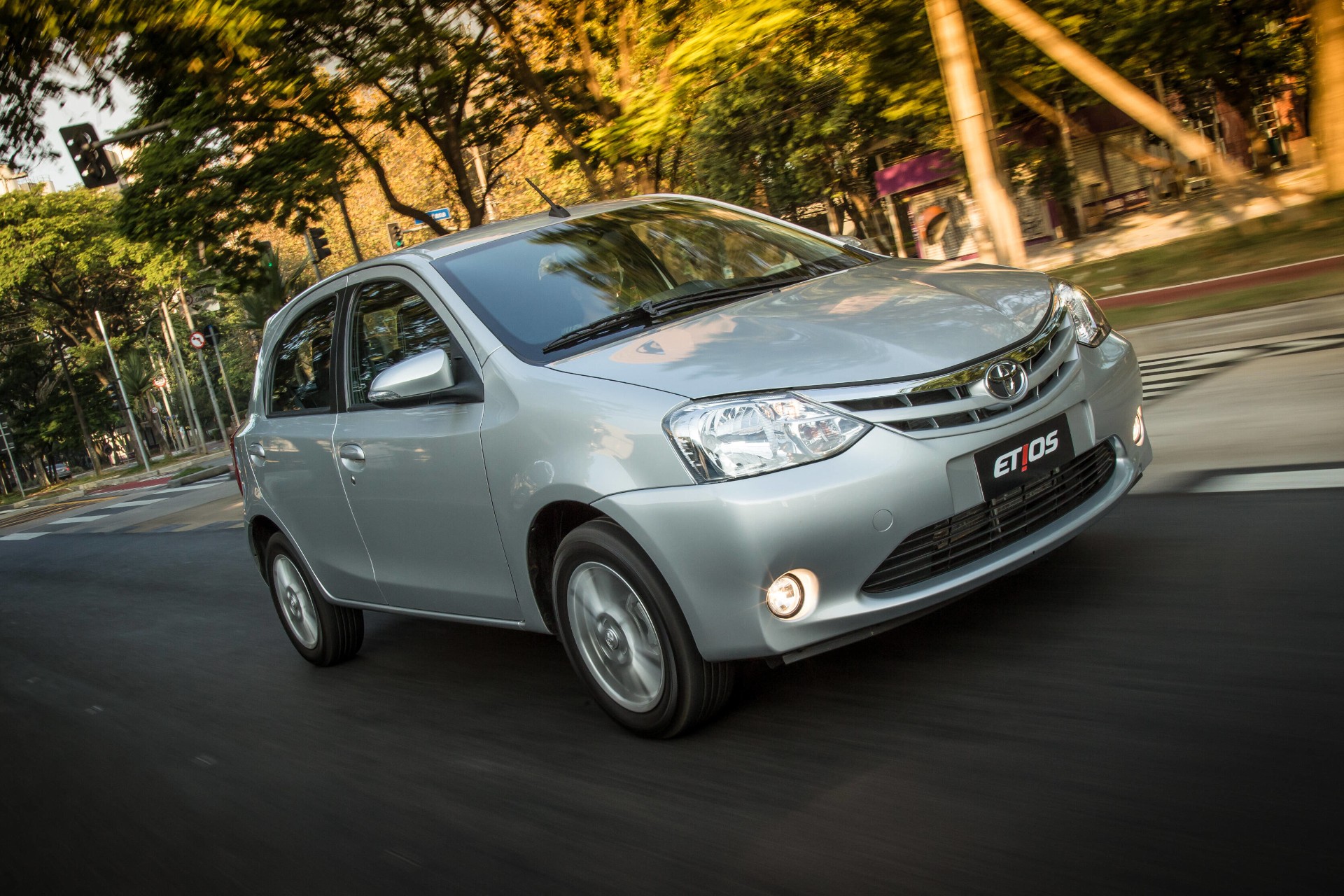 5 bons carros usados de marcas japonesas que são resistentes e econômicos