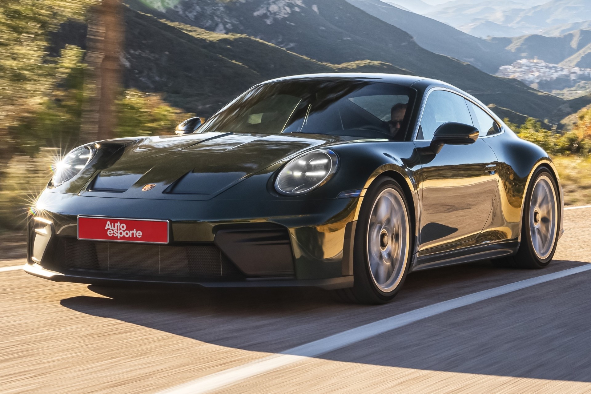 Teste: Porsche 911 GT3 manual resgata experiências de um mundo em extinção