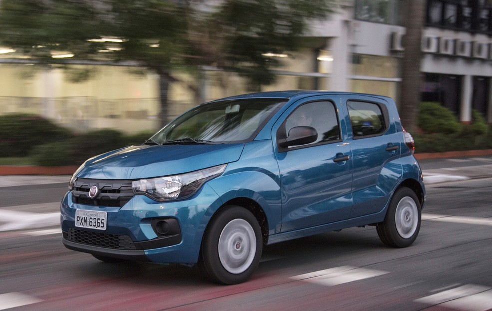 Fiat Mobi Easy / Easy On — Foto: Divulgação