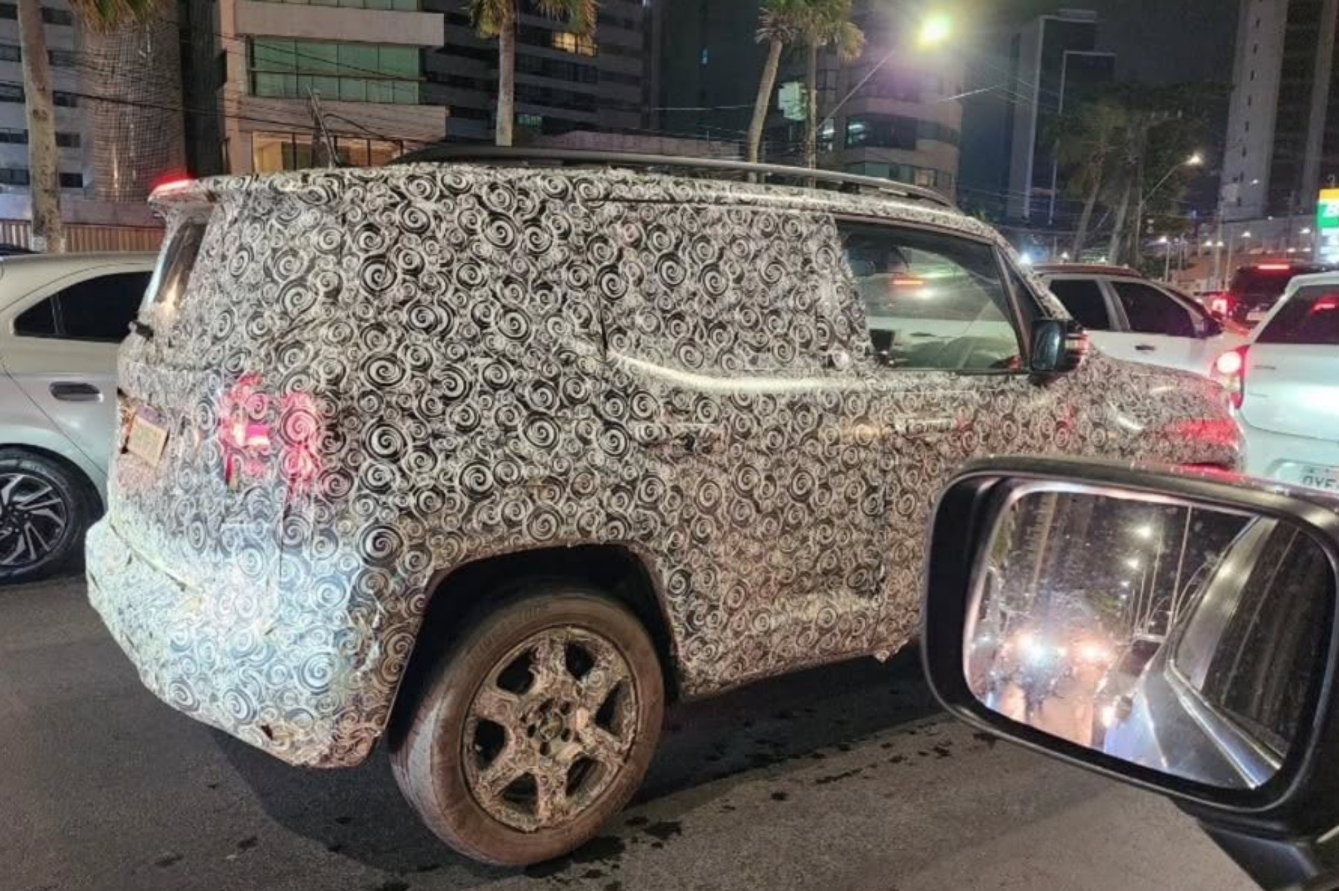 Flagra: novo Jeep Renegade vai mudar mais por dentro do que por fora