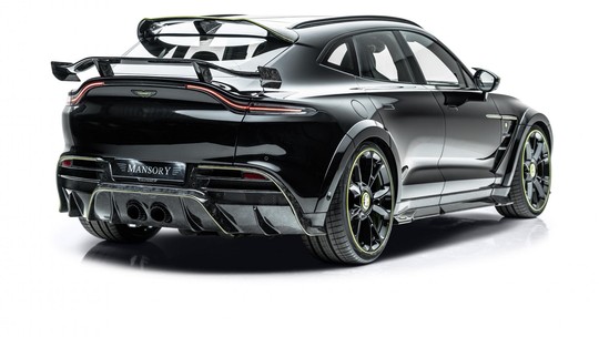 Aston Martin DBX vira "hatch esportivo" com dois spoilers e 800 cv nas mãos da Mansory