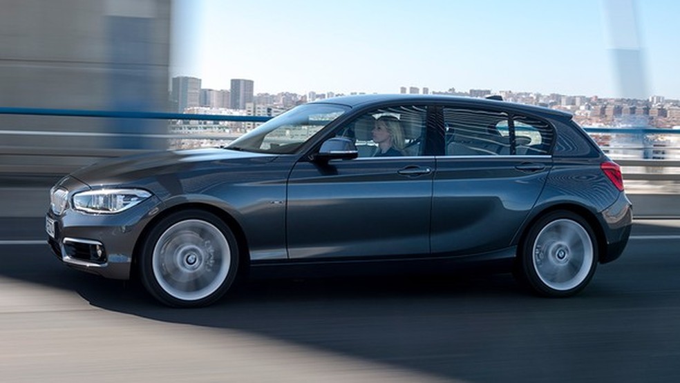 BMW 120i Sport GP ActiveFlex (Foto: Divulgação) — Foto: Auto Esporte