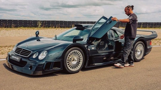 Hamilton dirige Mercedes raro de 600 cv avaliado em R$ 50 milhões; conheça