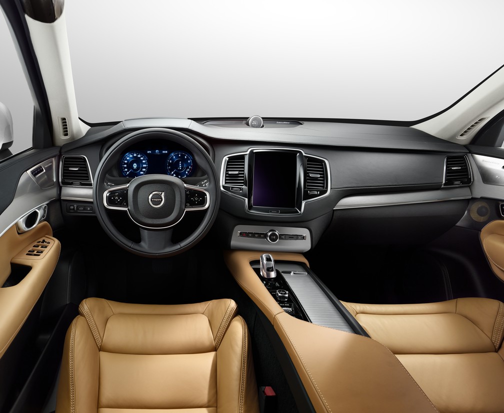 Volvo XC90 T8 — Foto: Divulgação