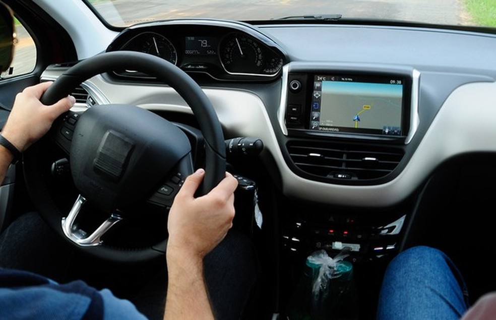Versão de testes do Peugeot 2008 nacional (Foto: Divulgação / PB Fotografia) — Foto: Auto Esporte