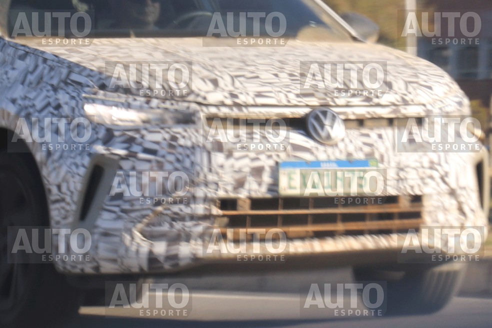 Nivus e A0 SUV terão faróis com o mesmo formato — Foto: Diogo Dias/Auto News Brasil