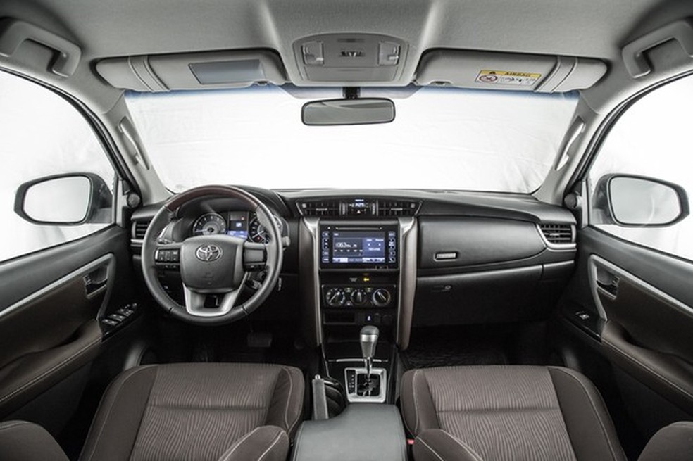 Toyota apresenta SW4 com motor flex no Brasil (Foto: Divulgação) — Foto: Auto Esporte