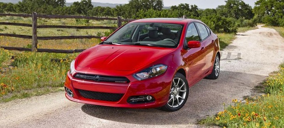 Dodge Dart SXT 2013 com novo pacote de equipamentos (Foto: Divulgação) — Foto: Auto Esporte