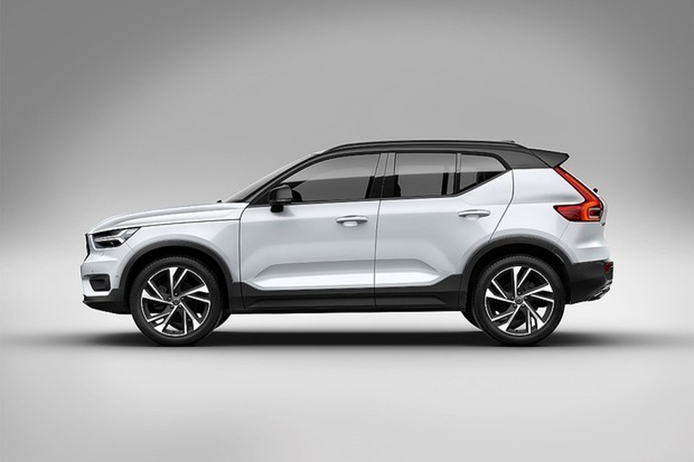 O XC40 híbrido pode percorrer até 46 km no modo totalmente elétrico (Foto: Divulgação) — Foto: Auto Esporte