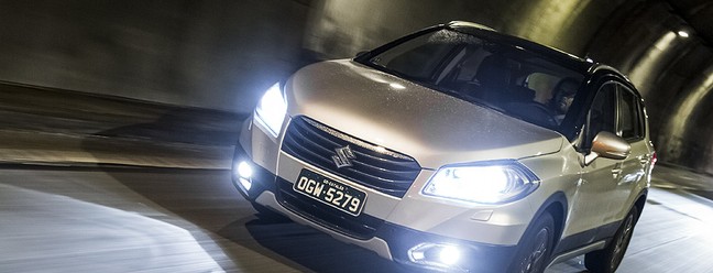 Suzuki S-Cross 2015