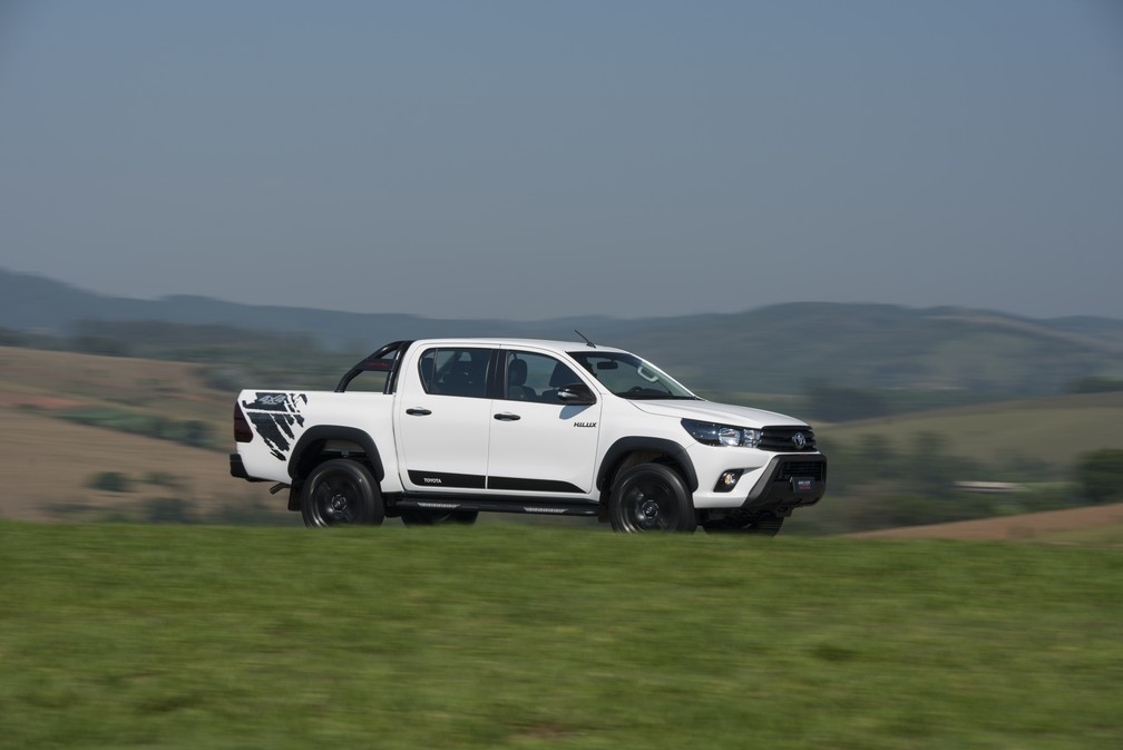 Toyota Hilux SR Challenge — Foto: Divulgação