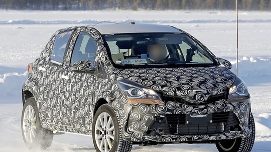 Flagra: Toyota testa SUV do Yaris, que deve chegar ao Brasil para brigar com Hyundai Creta e Jeep Renegade