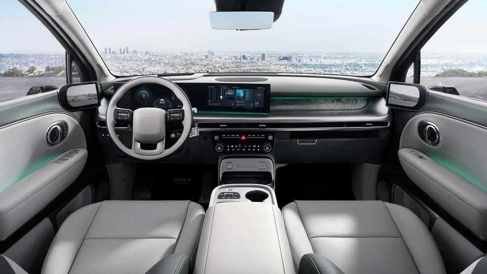Hyundai Ioniq 9 2025 tem central multimídia conectada ao painel de instrumentos — Foto: Divulgação