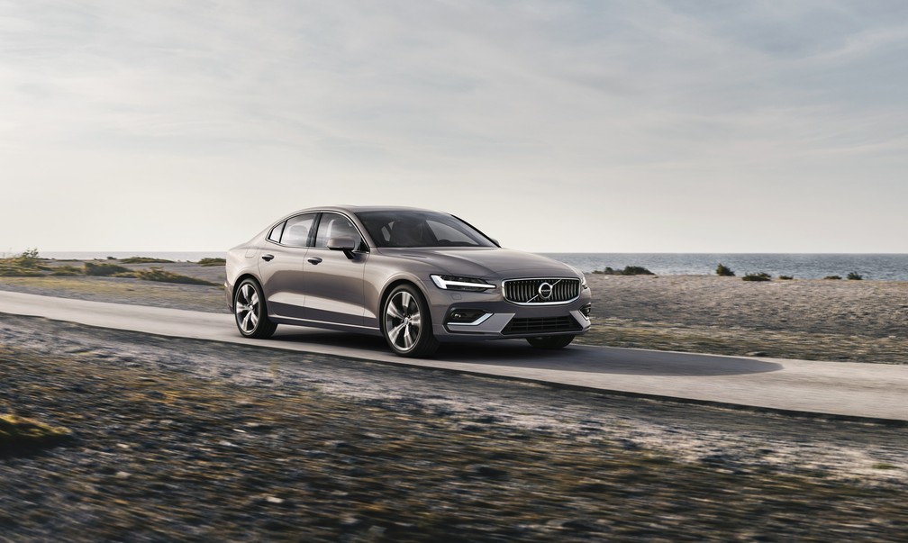 Volvo S60 — Foto: Divulgação