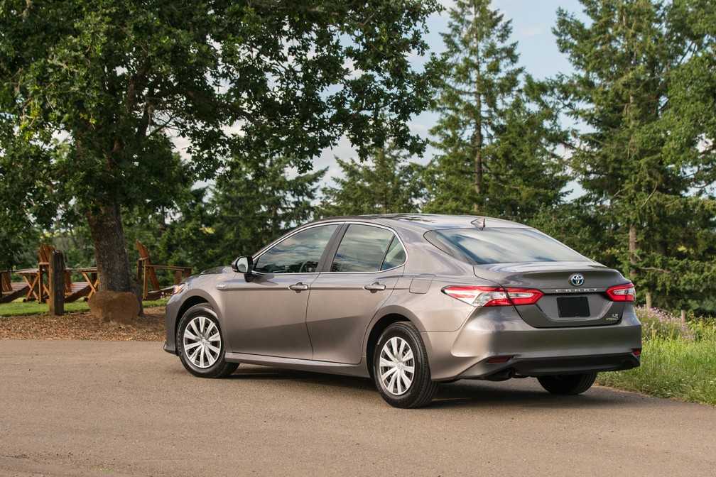Toyota Camry híbrido — Foto: Divulgação