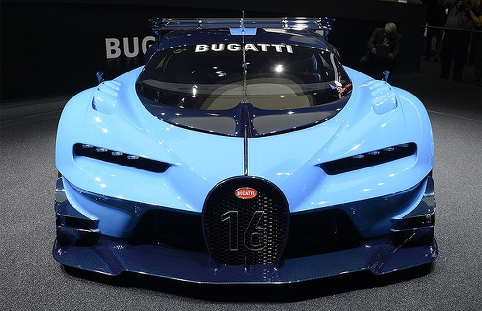Bugatti revela (finalmente) seu superesportivo para o Gran Turismo 6