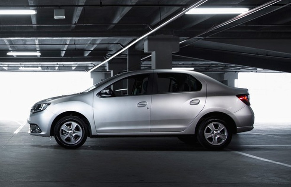 Renault Logan Easy'R (Foto: Fabio Aro) — Foto: Auto Esporte