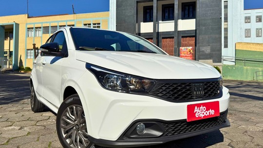 Teste: Fiat Argo 1.0 é um dos últimos carros manuais do país; vale a pena?