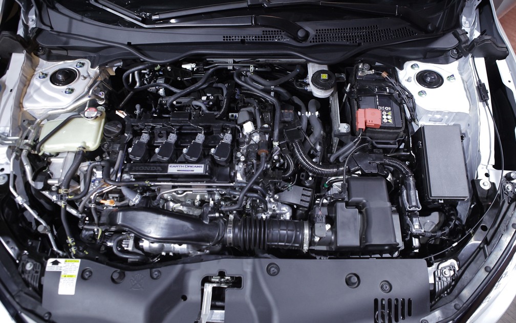 Motor 1.5 turbo do Honda Civic — Foto: Caio Kenji/G1
