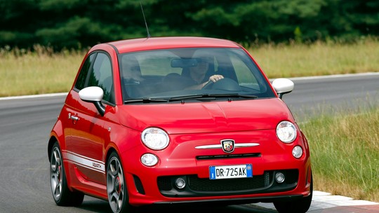 4 usados da Fiat com motor T-Jet para se divertir a partir de R$ 30 mil