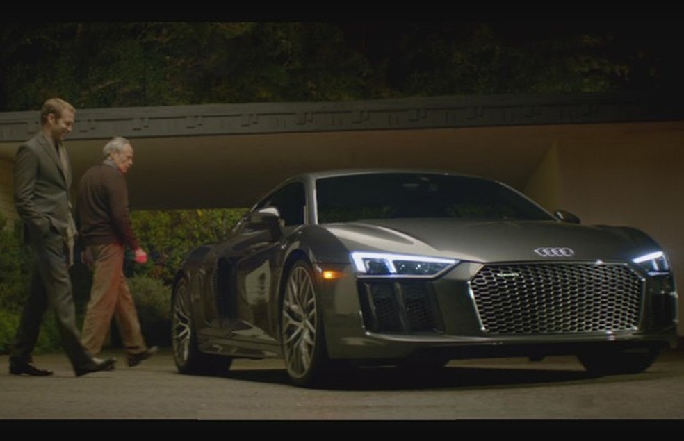 R8 V10 Plus no comercial da Audi para o Super Bowl (Foto: Reprodução) — Foto: Auto Esporte
