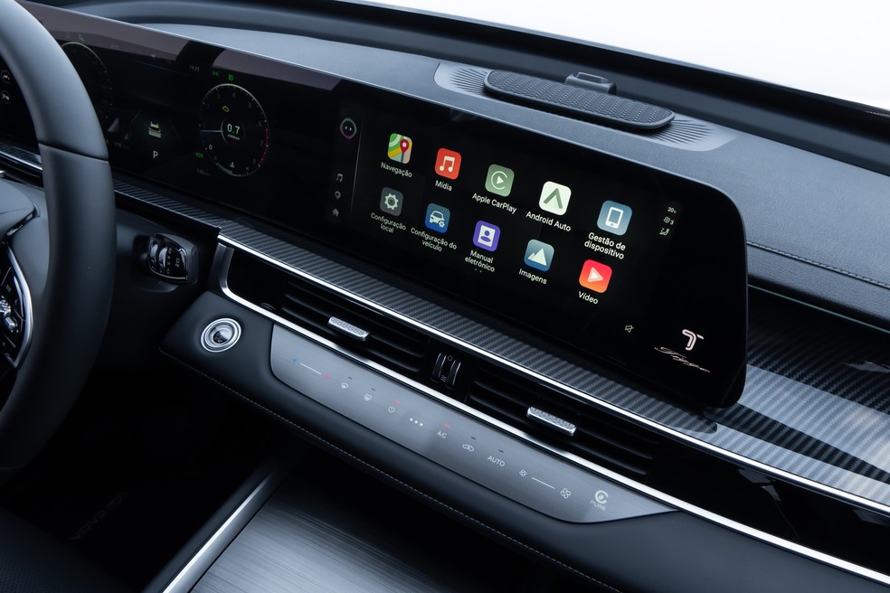 Detalhe da central multimídia do Caoa Chery Tiggo 7  — Foto: Divulgação