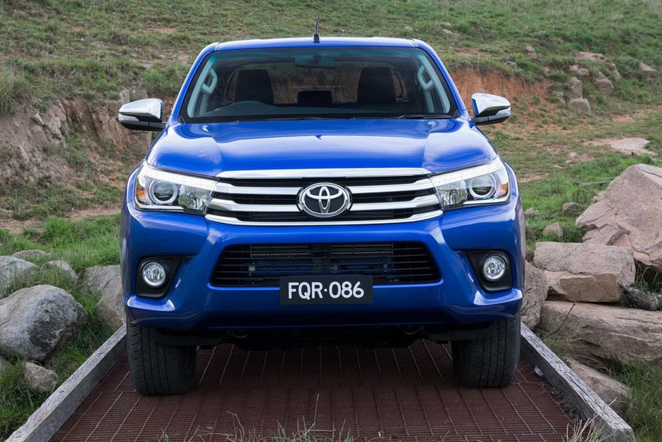 Toyota Hilux 2016