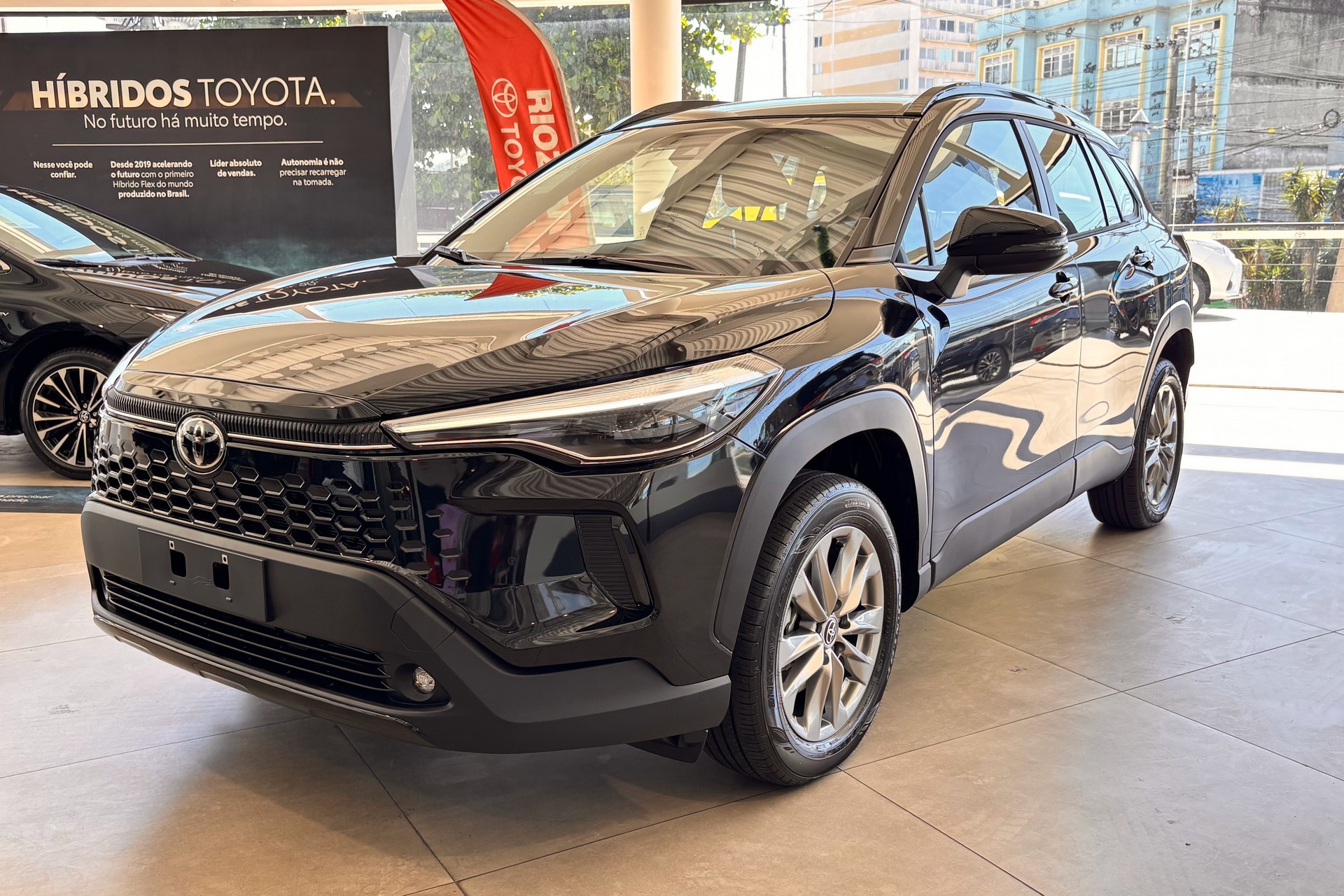 Toyota Corolla Cross XR pode custar R$ 120 mil e tem fila de espera