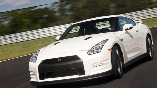 Nissan GT-R, o monstro camarada
