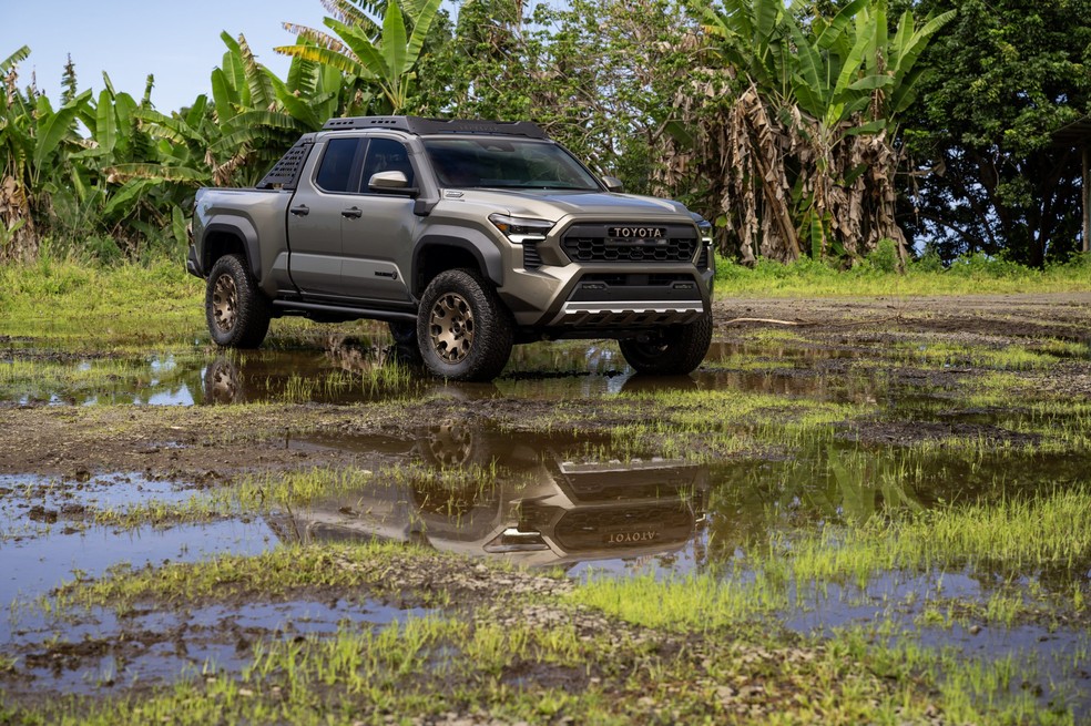 Nova Toyota é lançada nos EUA e antecipa visual que a Hilux deve