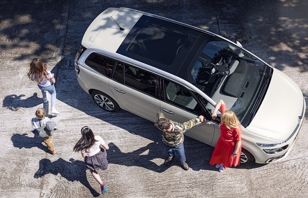Citroën Grand C4 Picasso reestilizado (Foto: Divulgação) — Foto: Auto Esporte