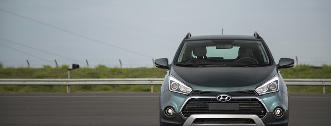 Dianteira do Hyundai HB20X 2016
