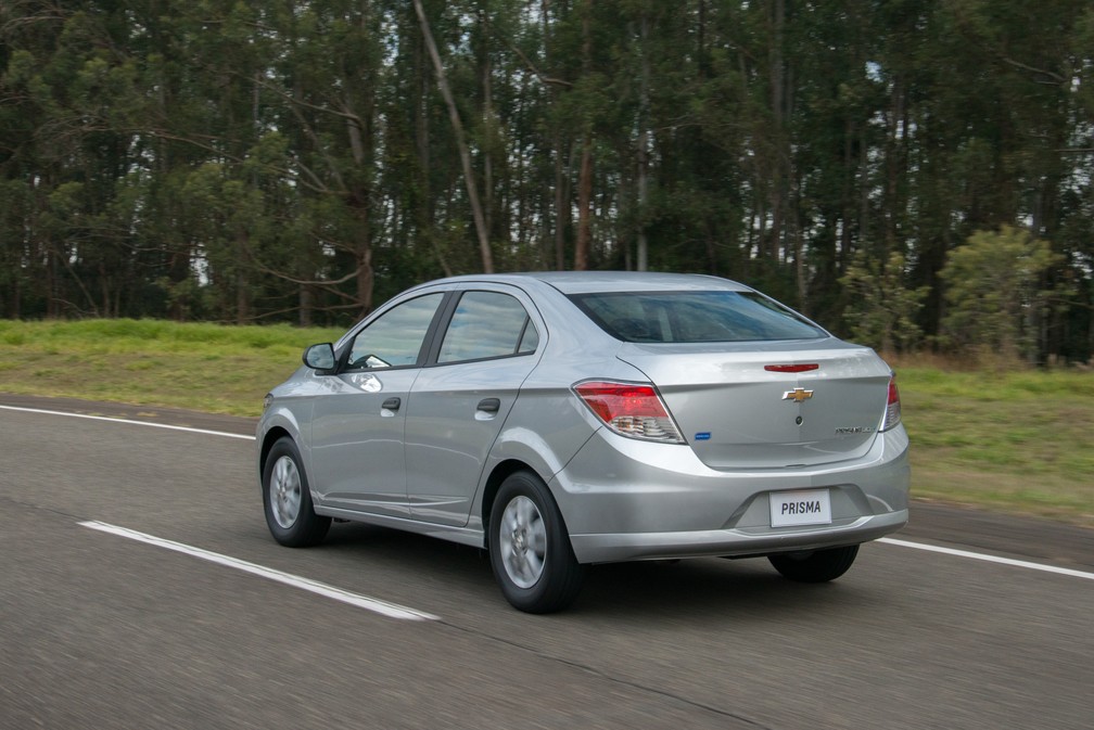 Chevrolet Prisma Joy — Foto: Divulgação