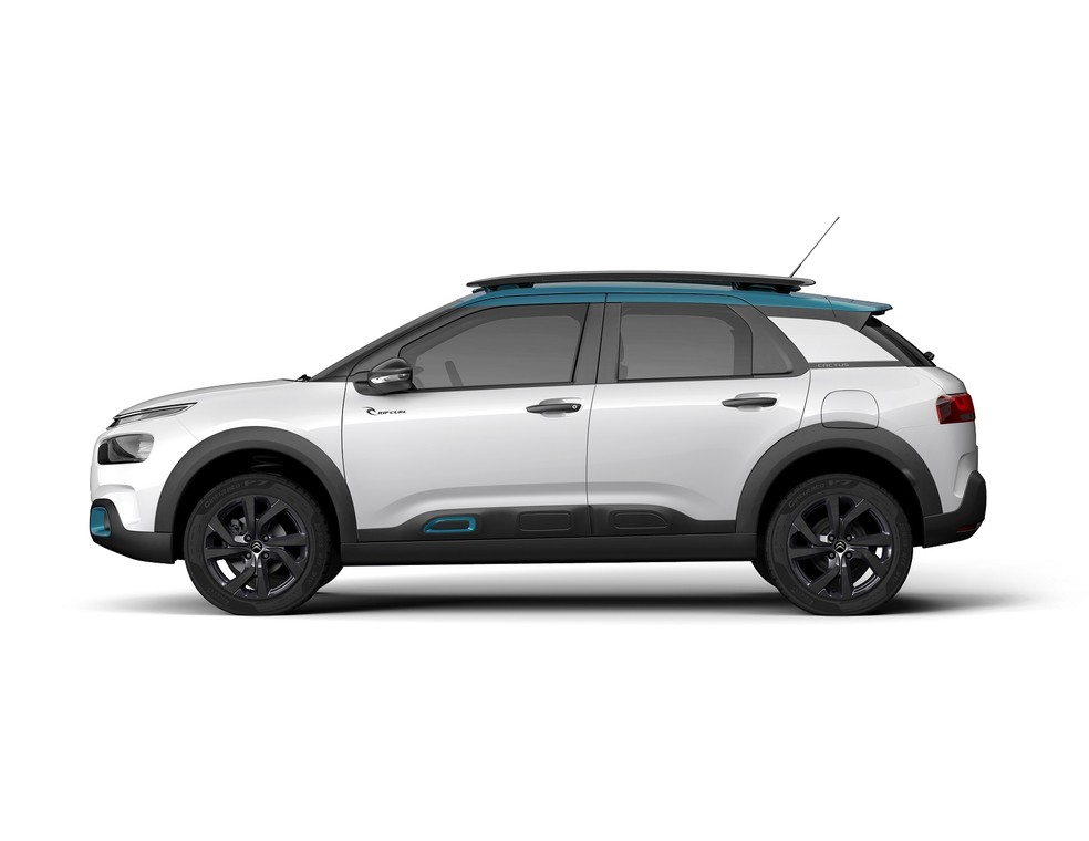 Citroën C4 Cactus Rip Curl tem detalhes na cor azul na carroceria e adesivos alusivos à edição especial limitada — Foto: Divulgação