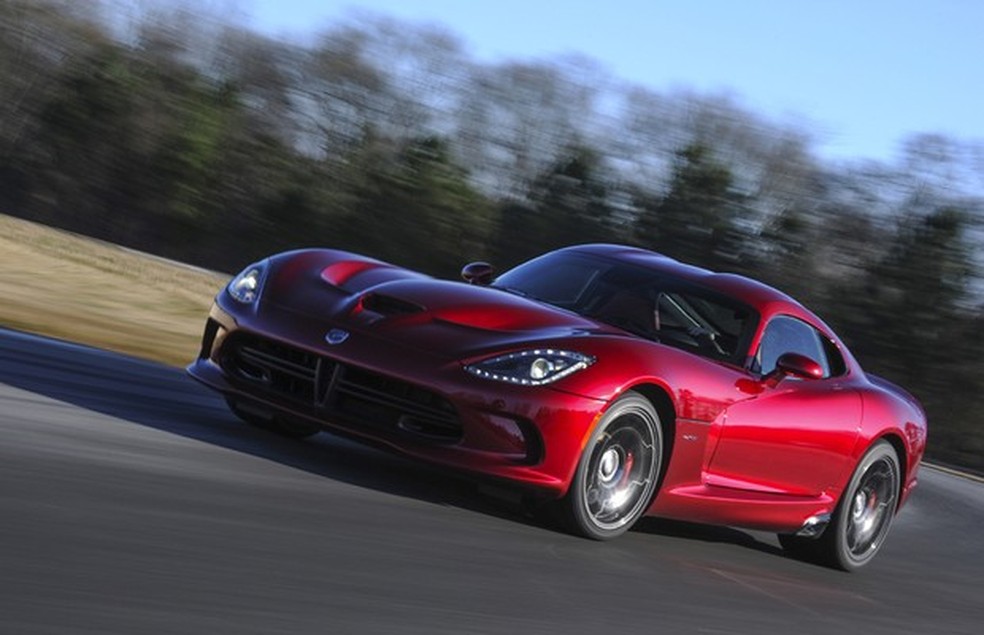 SRT Viper tem motor 8.4 V10 de 649 cv (Foto: SRT) — Foto: Auto Esporte