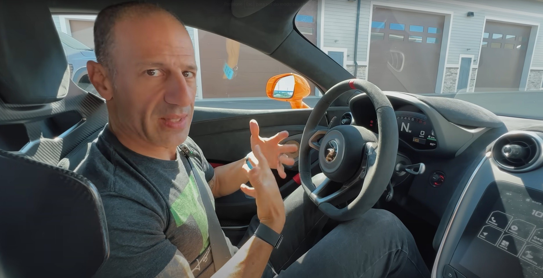 Tony Kanaan pede SUV familiar como “carro da firma”, mas ganha McLaren de R$ 1,5 milhão