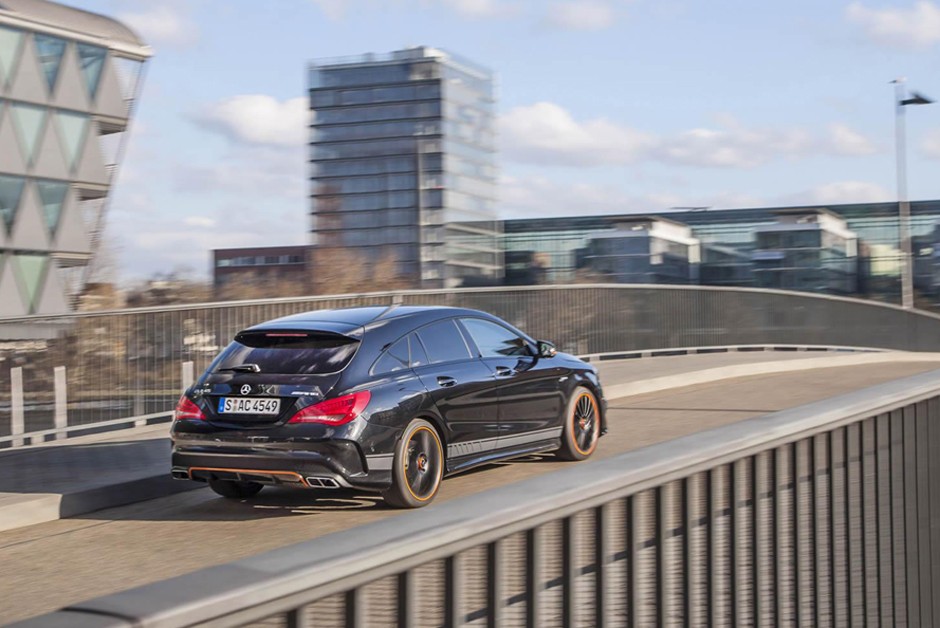 Mercedes CLA 45 AMG OrangeArt Edition