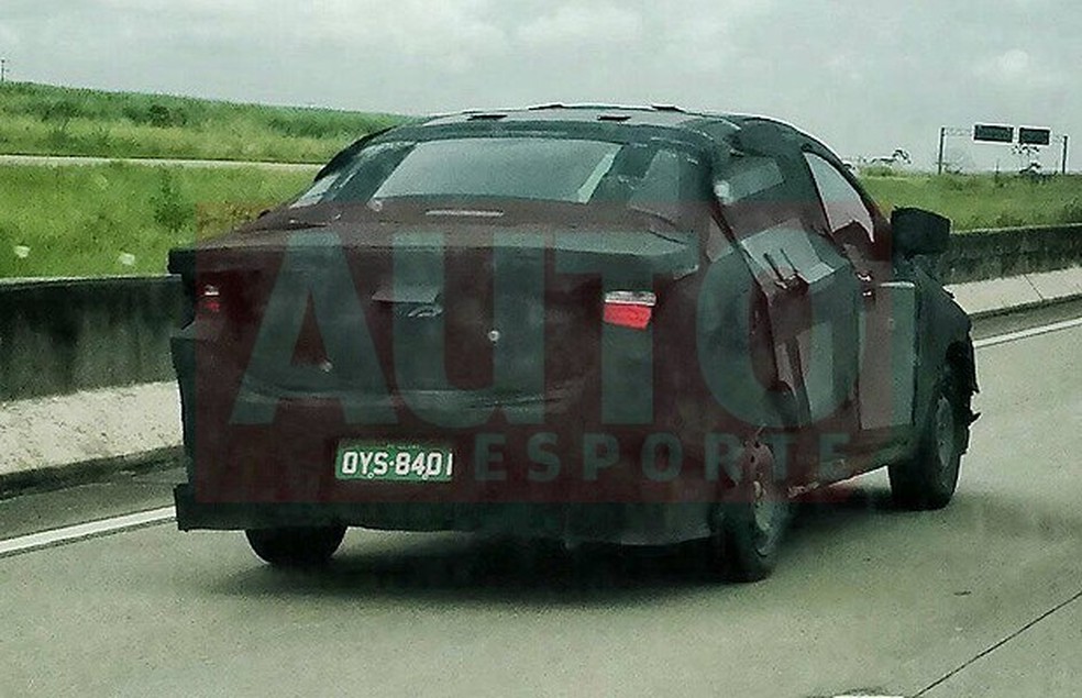 Flagramos o Fiat X6S, o sedã do Argo (Foto: Divulgação) — Foto: Auto Esporte