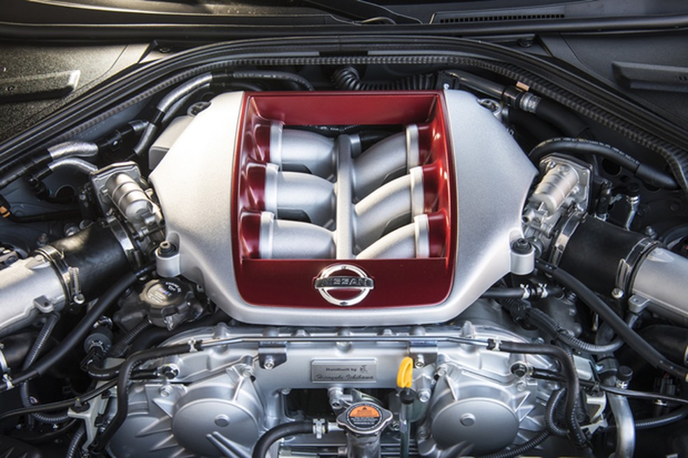Nissan GT-R 2017 (Foto: Divulgação) — Foto: Auto Esporte