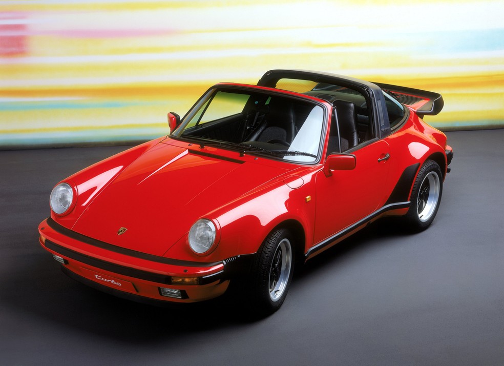 Porsche 911 Targa 1987/89 é relíquia conversível  — Foto: Divulgação