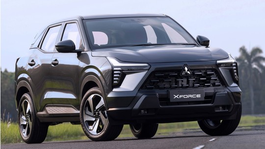 Exclusivo: Mitsubishi vai lançar SUV híbrido flex no Brasil em 2026
