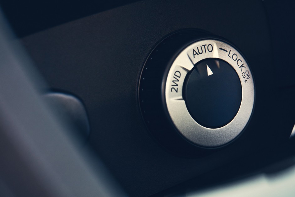 Seletor do sistema de tração integral do Renault Kaptur. No Brasil, porém, o SUV deve contar apenas com tração dianteira