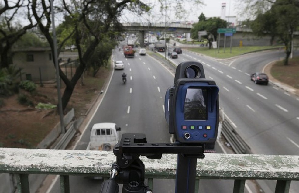 Radar de velocidade máxima na cidade de São Paulo (Foto: Cesar Ogata / Secom (10/09/2015)) — Foto: Auto Esporte