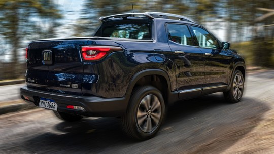 Stellantis descarta caminhonetes híbridas no Brasil; foco será em SUVs