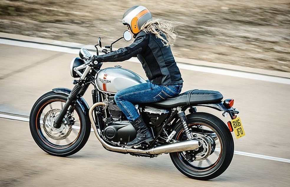 Triumph Bonneville Street Twin (Foto: Triumph) — Foto: Auto Esporte